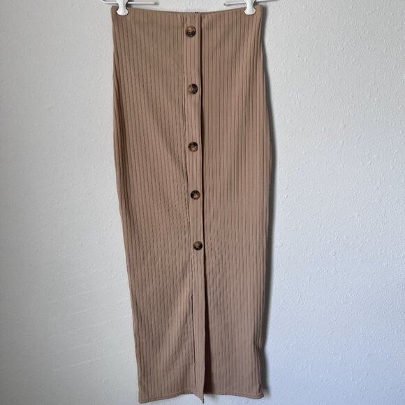 NWT high waist ribbed button detail front slit stretchy form fitting maxi skirt - Picture 1 of 7